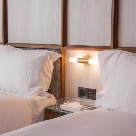 安平‧留饭店酒店 外观 照片 A wall-mounted light